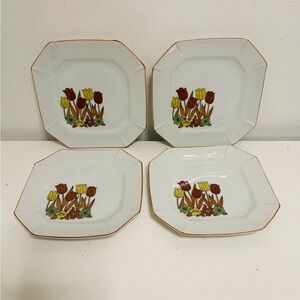 4 Summer Vintage Square Tulip Plates
